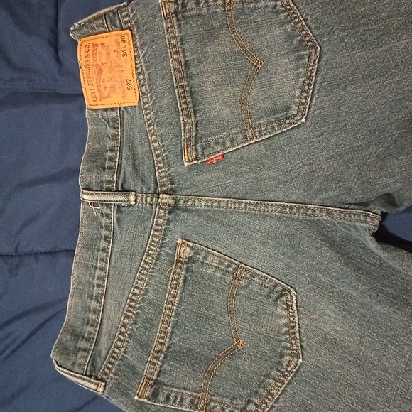 Jeans - Picture 1 of 3